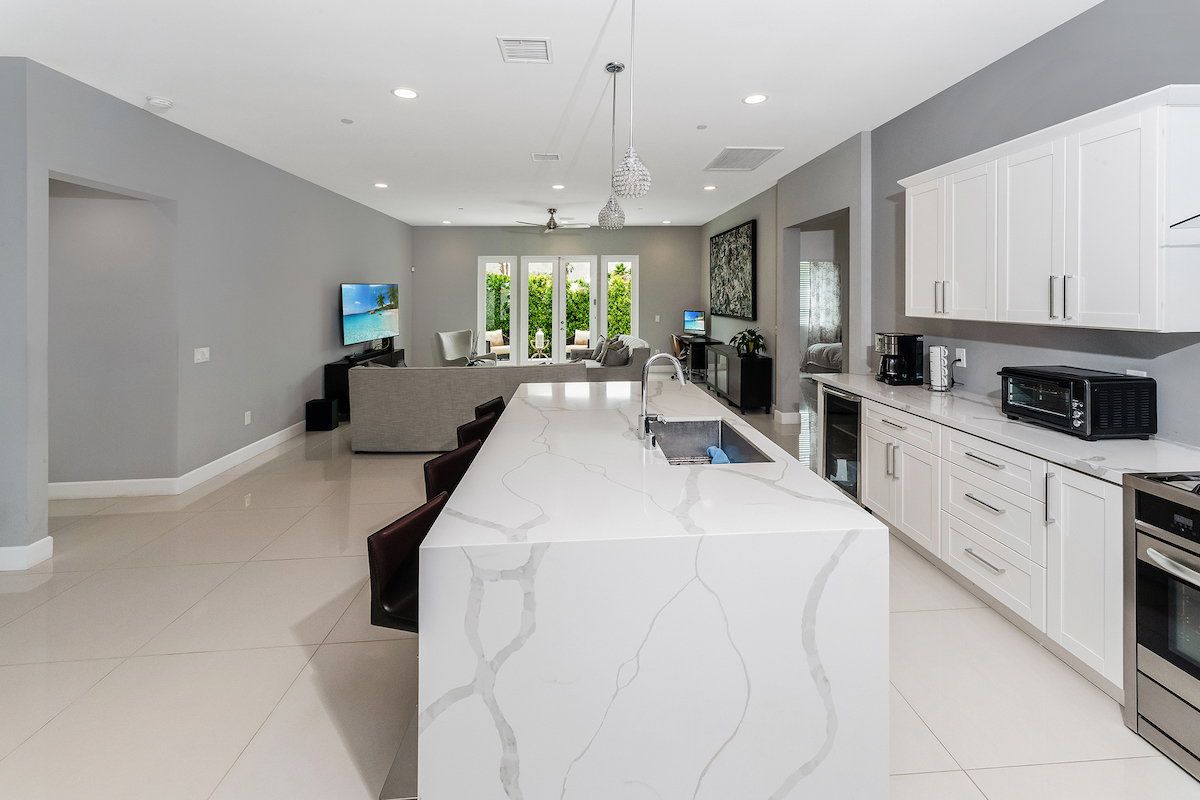 EASTGATE ROAD, PALM SPRINGS, CA