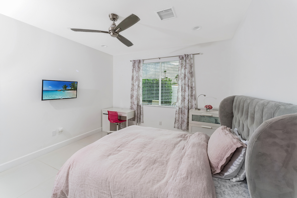 EASTGATE ROAD, PALM SPRINGS, CA